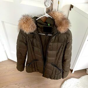 Dawn Levy green real fur trimmed coat - size small women’s